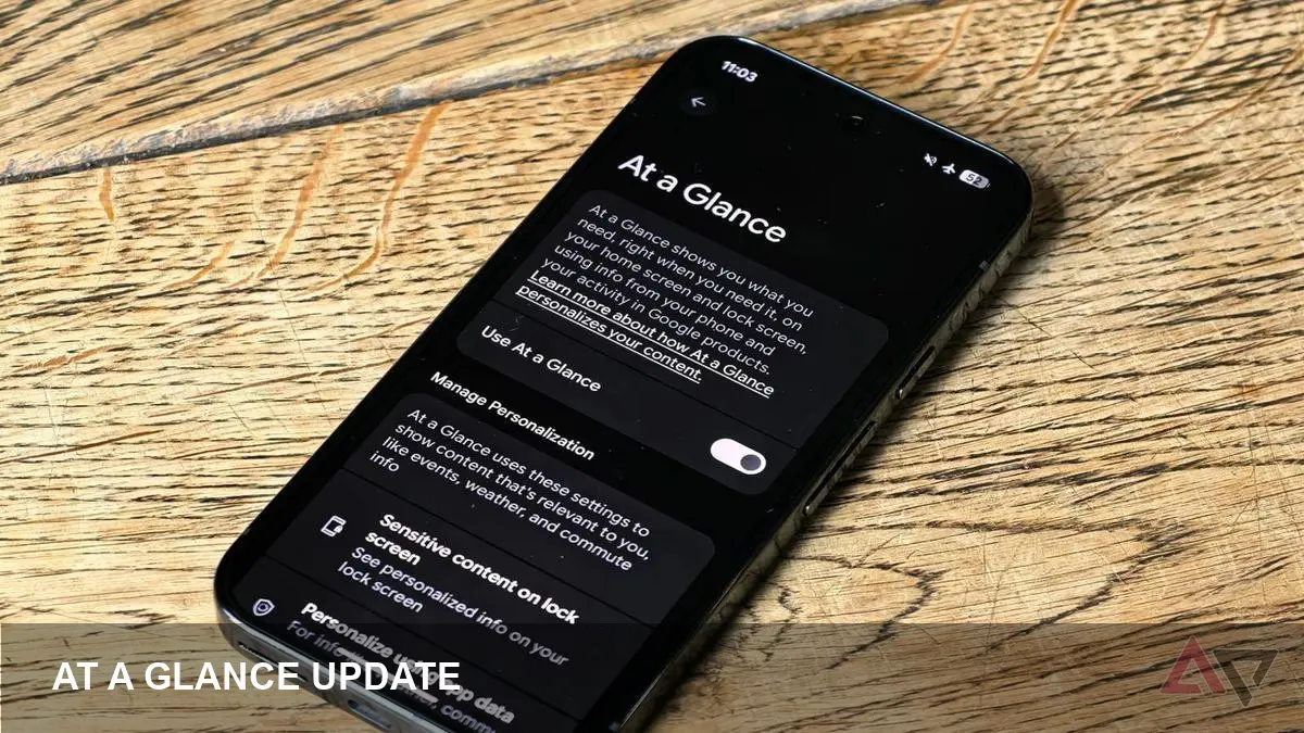 Google updates At a Glance widget